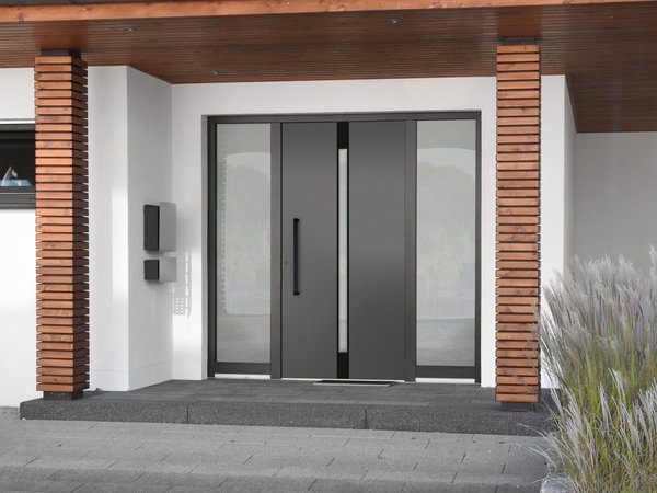 Aldra Aluminium-Haustüren vier
