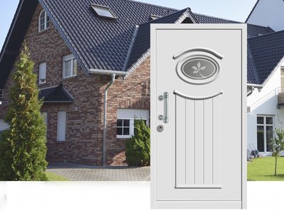 Modell 618 - Haustür aus Holz - EinzigArtig vor Haus