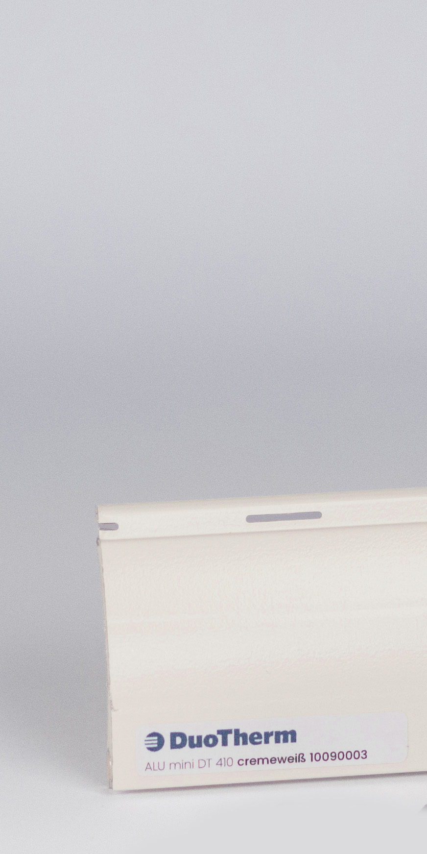 Alu Mini Cremeweiss 02
